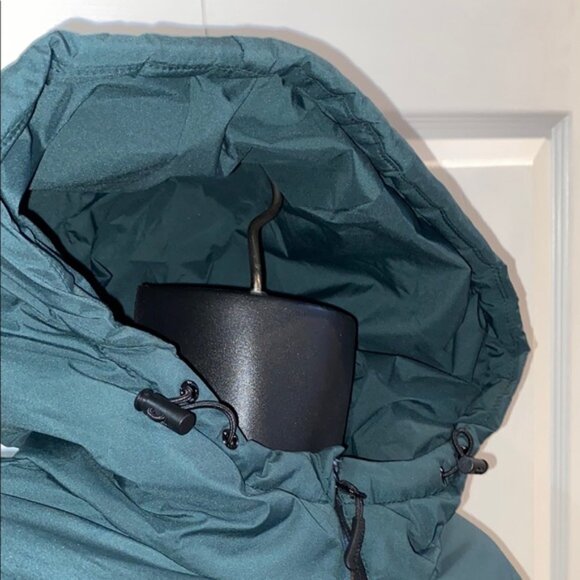 Reebok Men's Stretch Puffer Winter Jacket with Hood Size XXL - Picture 9 of 16